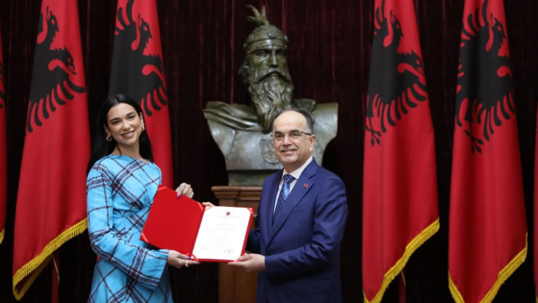 Dua Lipa merr nënshtetësinë shqiptare