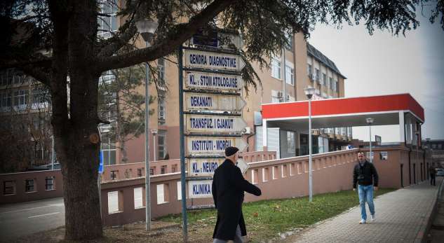 Operohet polici i plagosur në veri, gjendja e tij stabile
