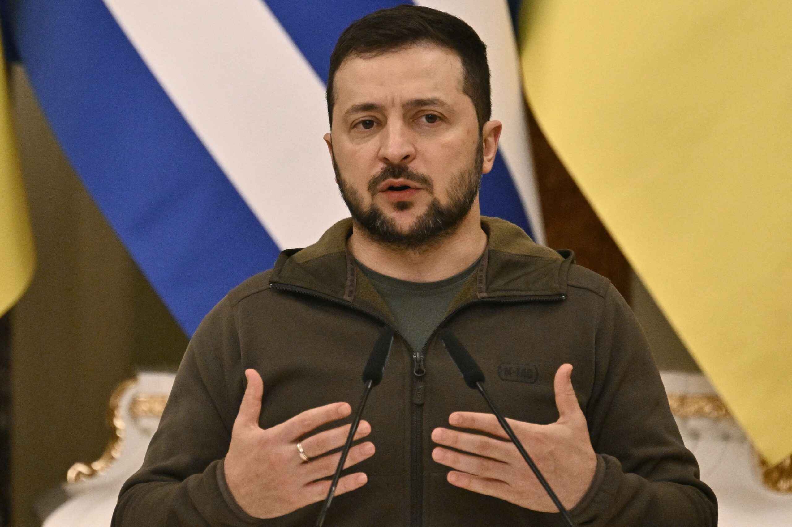 Zelensky paralajmëron qytetarët e Ukrainës: Duhet të jeni të gatshëm për gjithçka