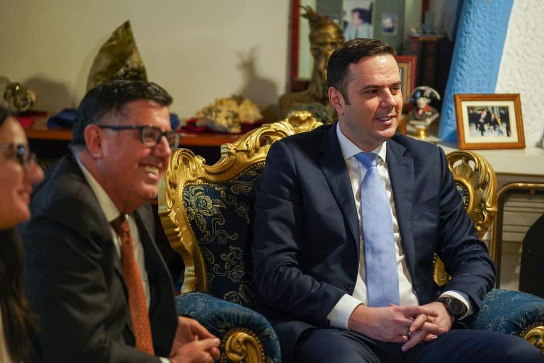 Lutfi Haziri del me një sqarim për takimin e palës së Kosovës dhe serbe në Zvicër
