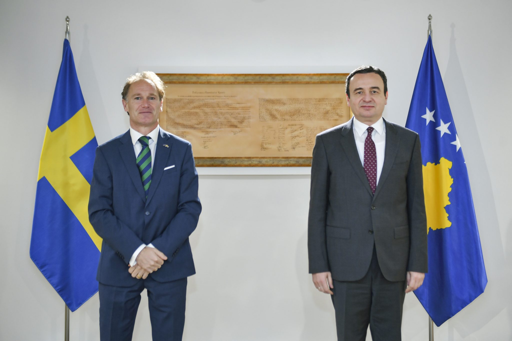 Kryeministri Kurti priti në takim ambasadorin e Suedisë në Kosovë, Jonas Westerlund