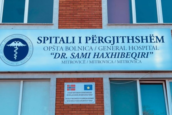Pesë të dehur sulmojnë fizikisht infermierin në Mitrovicë