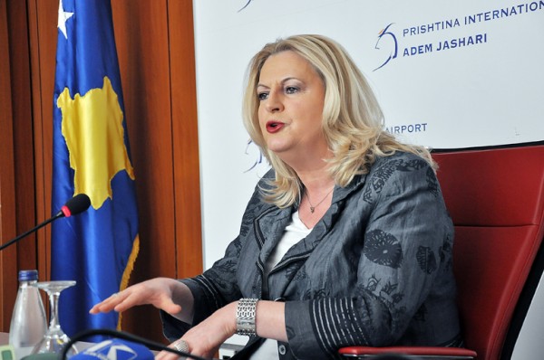 ​Tahiri: BE-ja të ndalë hipokrizinë e Serbisë