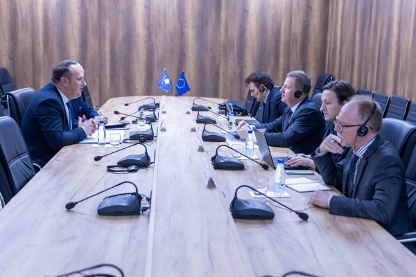Szunyog: BE do të vazhdojë të mbështesë sektorin e drejtësisë në Kosovë