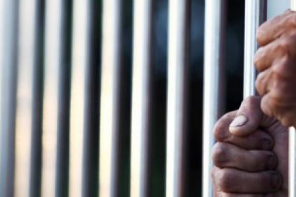 Një burrë dënohet me 15 vjet burgim për keqpërdorim seksual të personave nën moshën 16 vjeçare