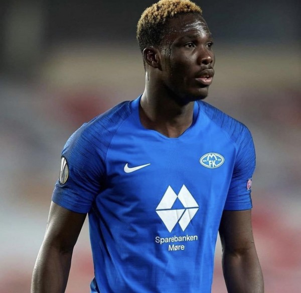 Chelsea afër nënshkrimit me një sulmues të ri