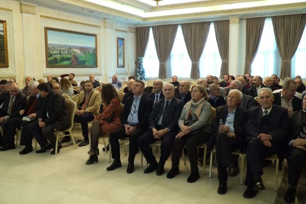 Në Hagë dënohet ish-komandanti i UÇK-së, në Prishtinë promovohet libri “Ushtria Çlirimtare e Kosovës-Vlerë Kombëtare”