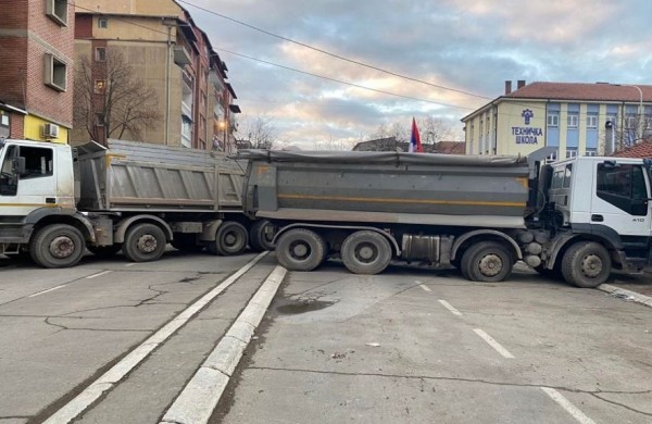 Nis heqja e barrikadës në Zupç