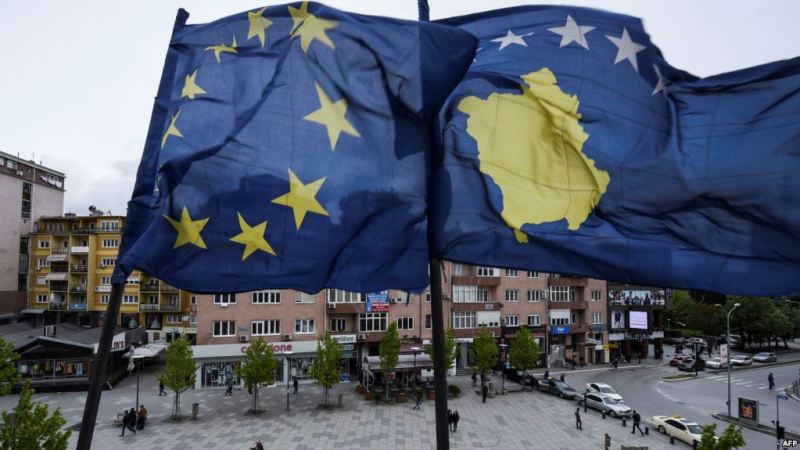 Reuters: Kosova përballë disa kundërshtimeve, do të aplikojë për anëtarësim në BE