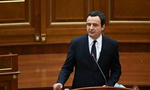 Kurti për ndërkombëtarët: S’mund t’i trajtojmë si ministra e veten si zv.ministër, të marrim vendime vet
