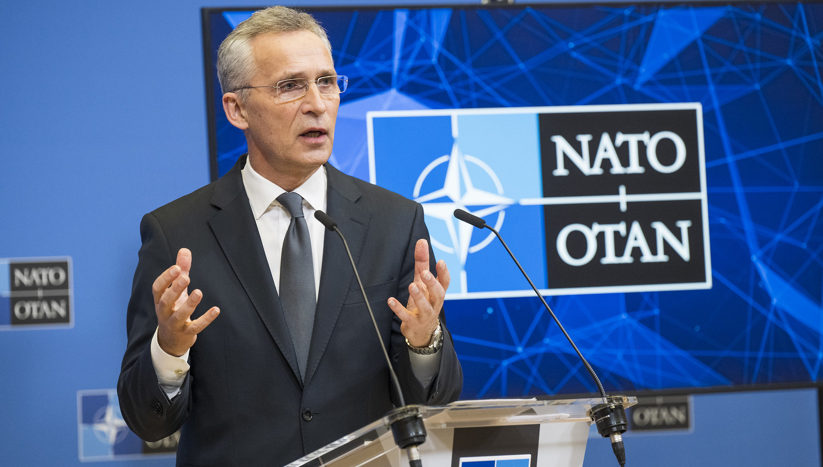 Stoltenberg: NATO po e monitoron situatën në Kosovë – të shmanget retorika që kontribon në përshkallëzim