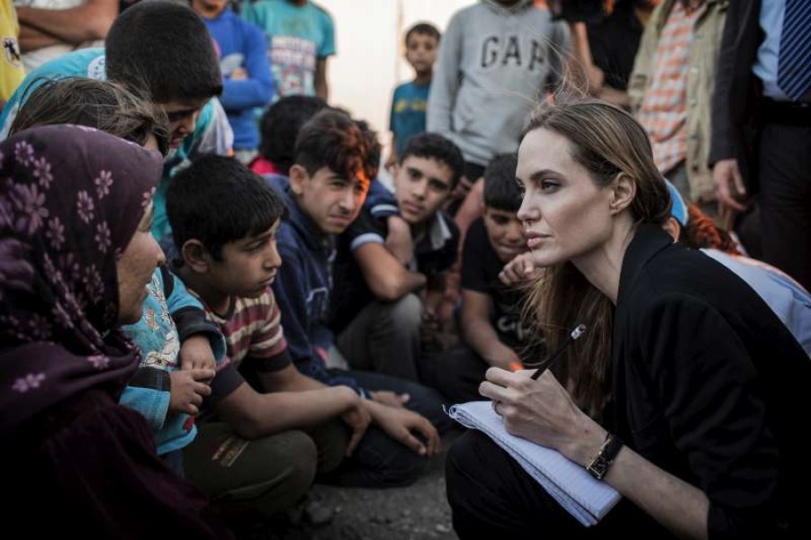 Angelina Jolie jep dorëheqje nga pozita e ambasadores së OKB-së për refugjatët