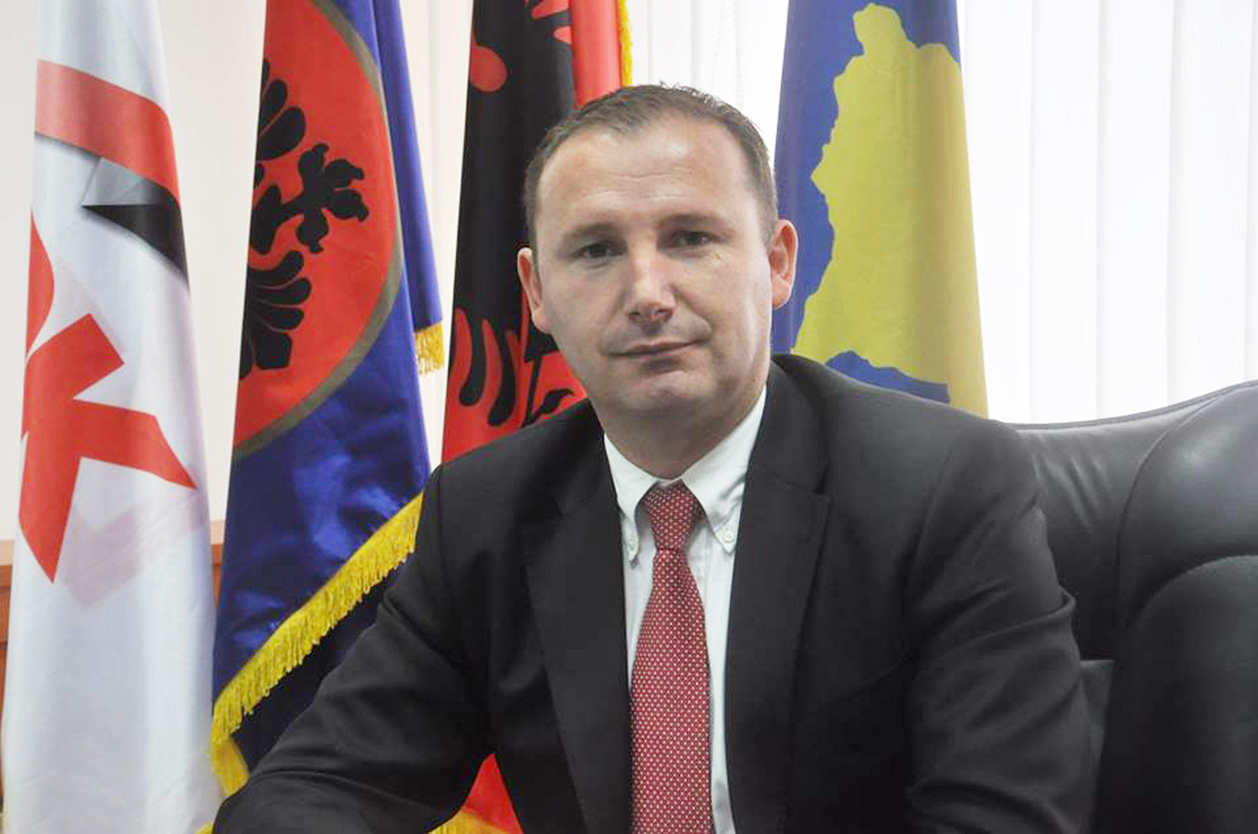 Zemaj: Urgjent të rishikohet vendimi i rritjes së tatimit në pronë