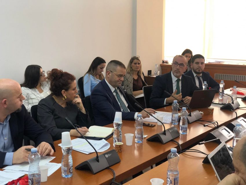 Guvernatori Mehmeti për tërheqjen e Trustit: Qëllimi i kontributeve është ofrimi i mirëqenies pas pensionimit