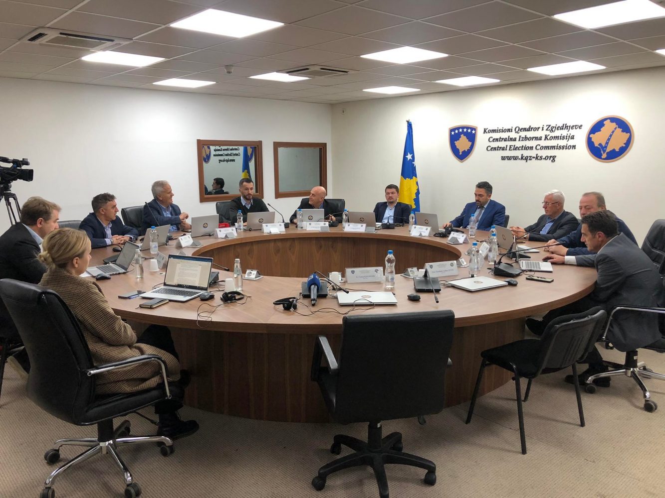 KQZ-ja rikonfirmon: Nuk ka rekomandim për shtyrjen e zgjedhjeve në veri
