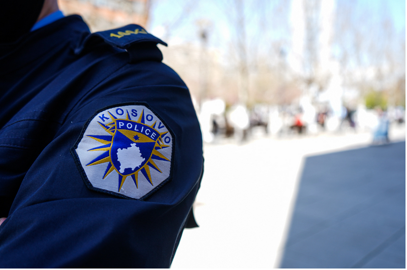 Policia shqipton mbi 1200 gjoba trafiku për 24 orë