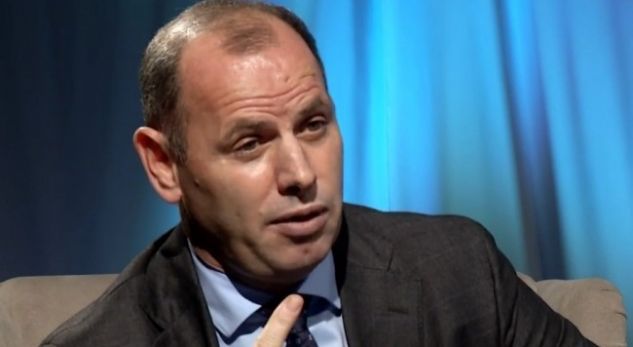 Lladrovci: Ky dënim pres të korrigjohet dhe “Cali” me shokët të kthehen fitimtarë nga beteja e fundit