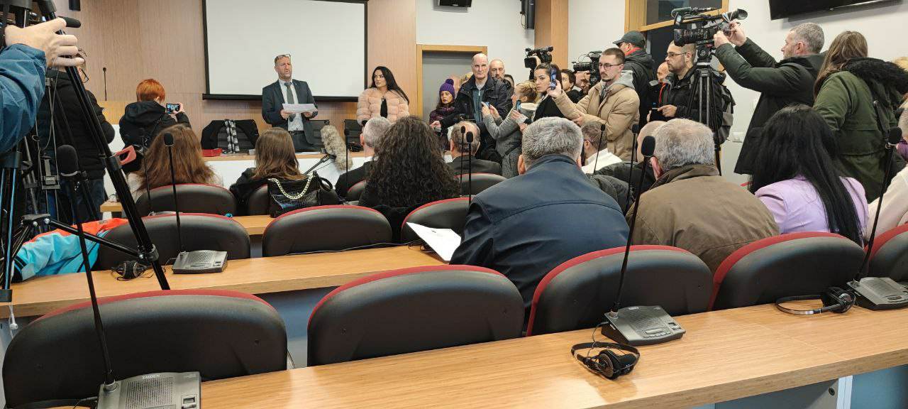 Prej sot Kuvendi Komunal i Mitrovicës Veriore me vetëm një asamblist serb, 12 shqiptarë e dy boshnjakë