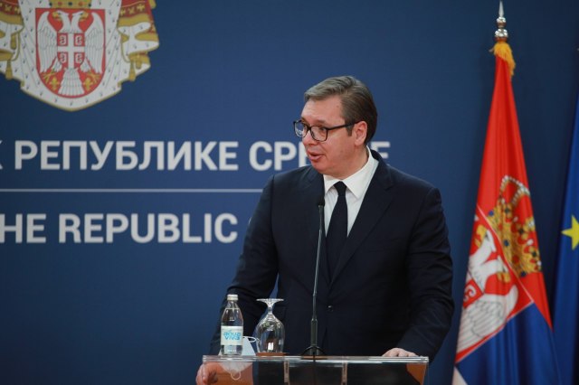 Vuçiq: “99 për qind e sigurimit tim ‘Kobra’ duan të shkojnë në Kosovë”