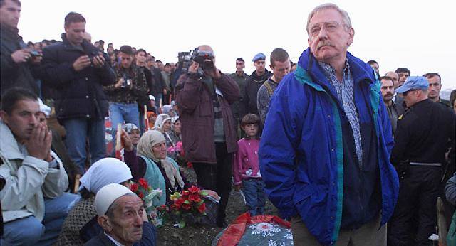 Qeveria e Kosovës ndan 70 mijë euro për botimin e një libri mbi Masakrën e Reçakut nga këndvështrimi i William Walker