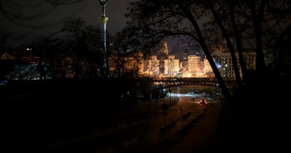 Kiev, pas ndezjes së fishekzjarreve, banori përballet me pesë vjet burg