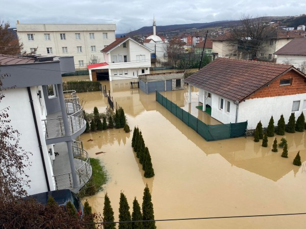 ​Vërshimet, Asociacioni i Komunave kërkon fond emergjent