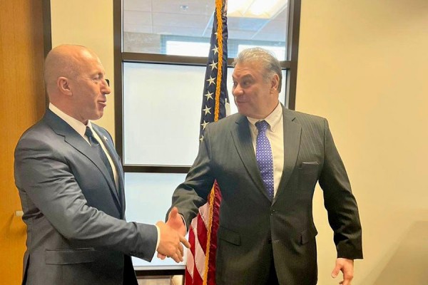 ​Haradinaj në ShBA takohet me Escobar