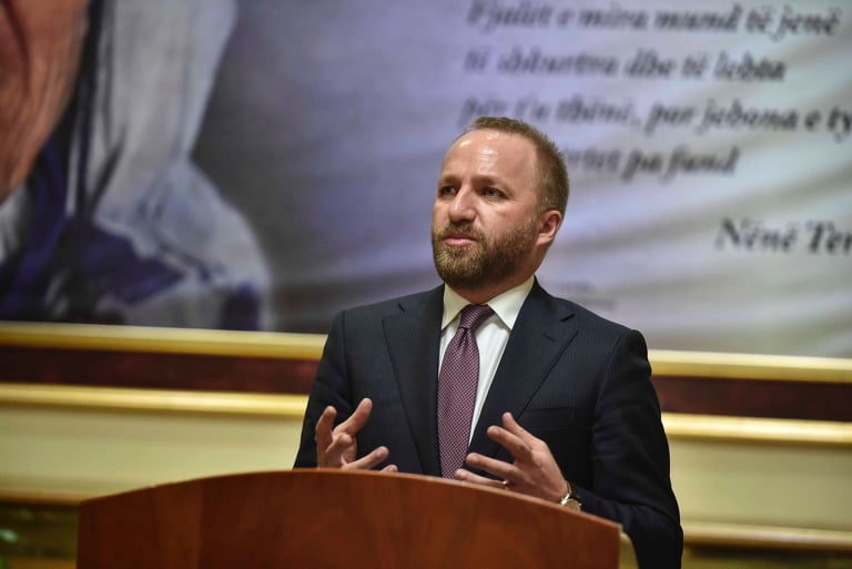 Tahiri dyshon për përfshirje të Kurtit e Osmanit në aferën e ambasadorit Berishaj, kërkon hetim ndërkombëtar