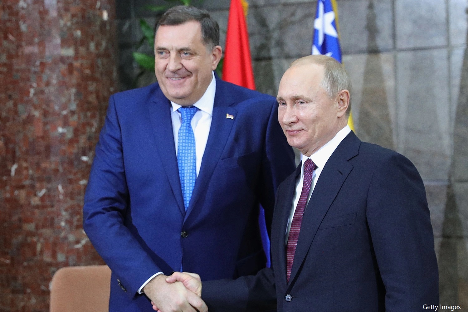 BE-ja paralajmëron pasoja nëse Dodik vazhdon t’i qëndrojë afër presidentit rus