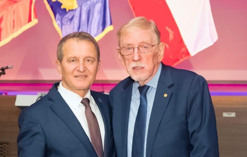 Idrizi në SHBA, takon Walker: Miku më i madh i shqiptarëve