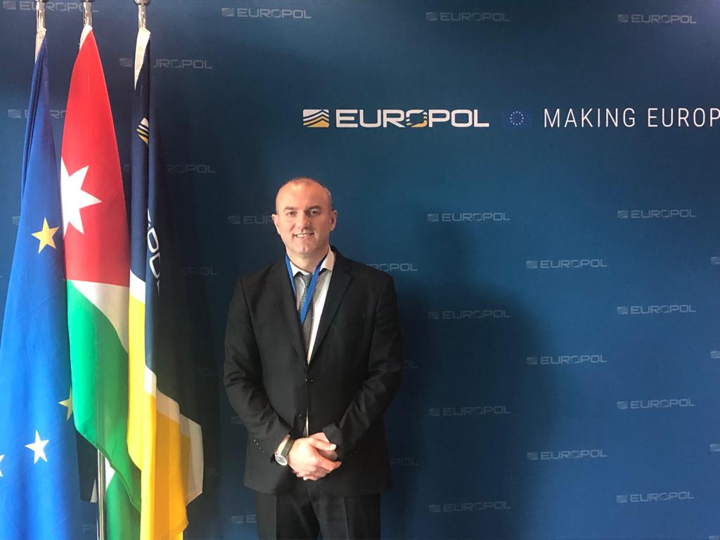 Policia e Kosovës tani ka zyrtarin e saj ndërlidhës në EUROPOL