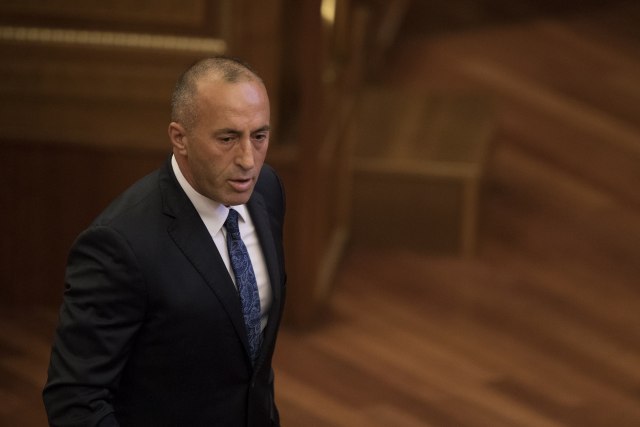 Haradinaj kujton heroin Yll Morina: Ishte frymëzim për shumë të rinj e të reja të Gjakovës në luftën kundër armikut