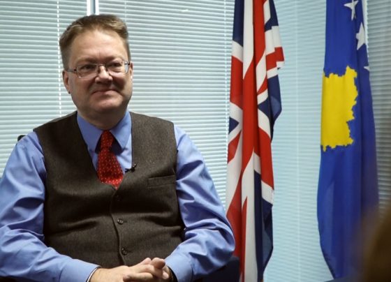 15 modelet për Asociacionin, qëndrimi i Kurtit dhe deklarata e ambasadorit britanik për takimin e Ohrit