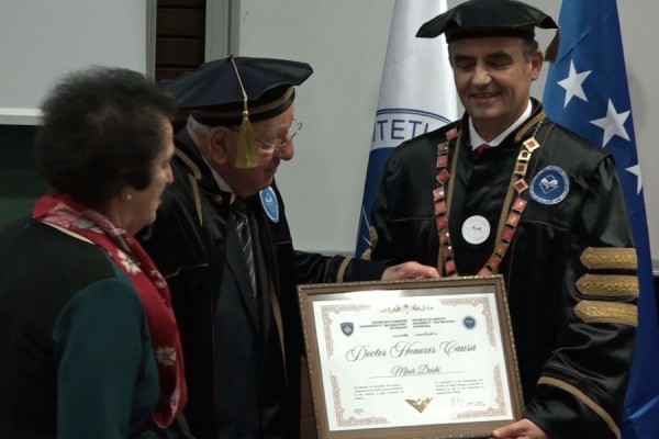 Akademiku Minir Dushi nderohet me titullin ‘Doctor Honoris Causa’ në Mitrovicë