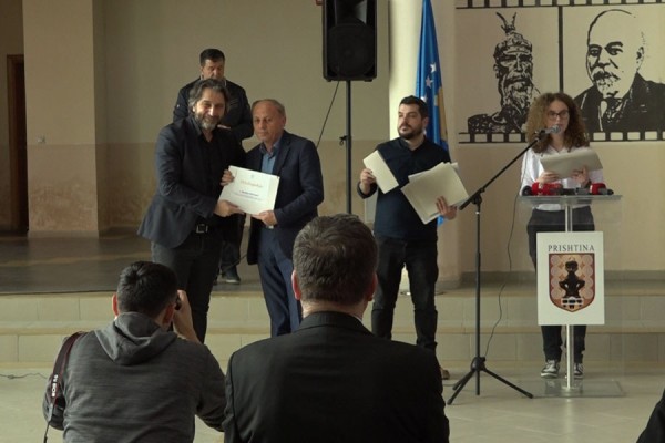 Komuna e Prishtinës ndan mirënjohje për 75 mësimdhënës që do të pensionohen këtë vit