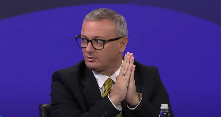 Politikologu Arifi tregon a do të ketë nënshkrim të shtunën në Ohër