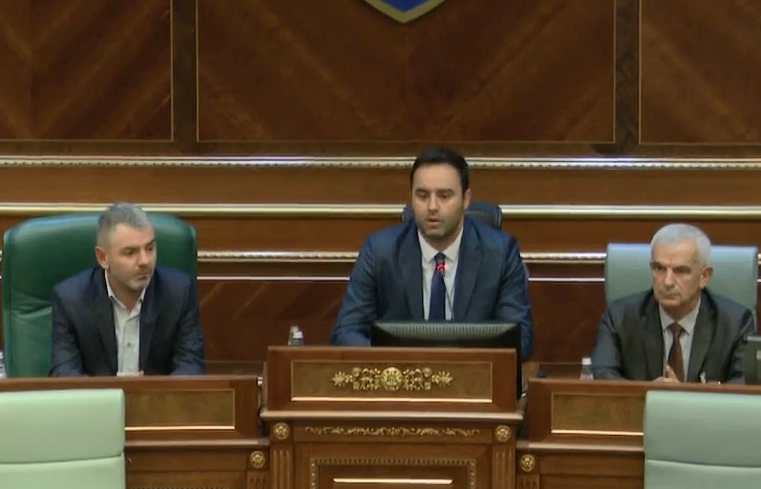 ​Deputeti Kujtim Shala propozon tri amandamente në Kushtetutën e Kosovës