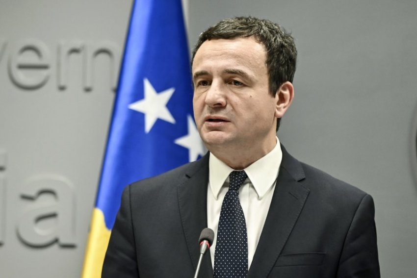 Kurti shpreh ngushëllime për vdekjen e Nazmi Mikullovcit