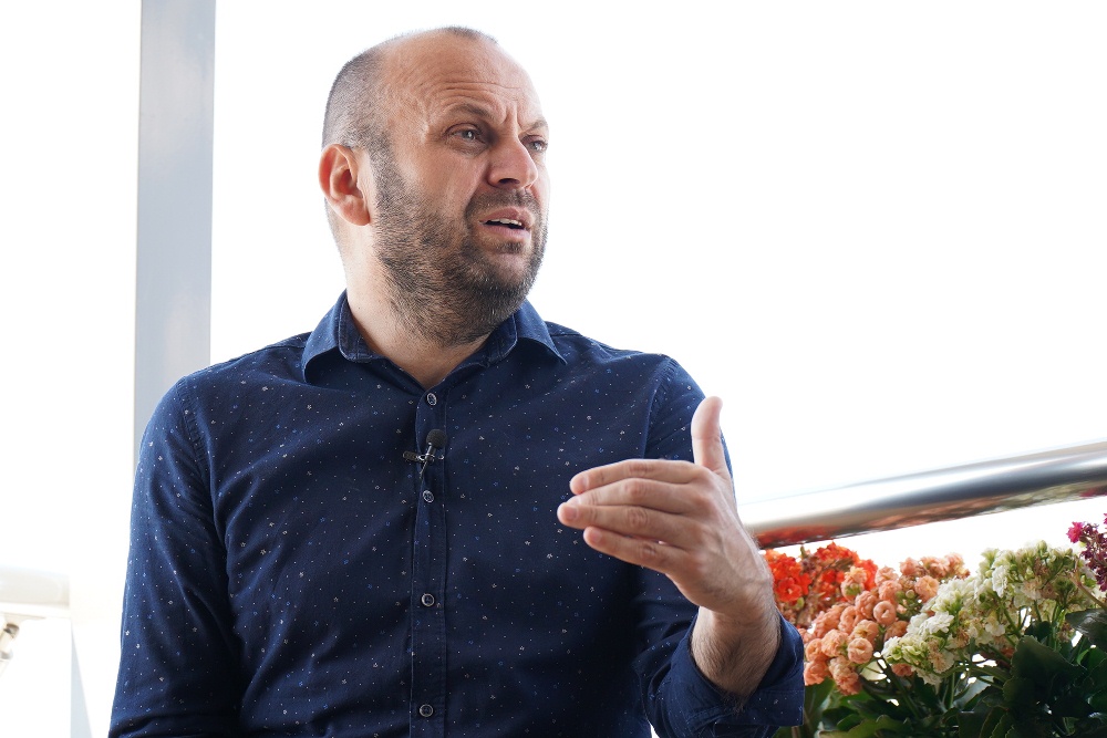 Mushkolaj: Kurti pa pikën e marres po përpiqet të shfajësohet për Zajednicën