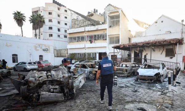 Inteligjenca britanike: Shpërthimi në spital nga një raketë e lëshuar nga Gaza