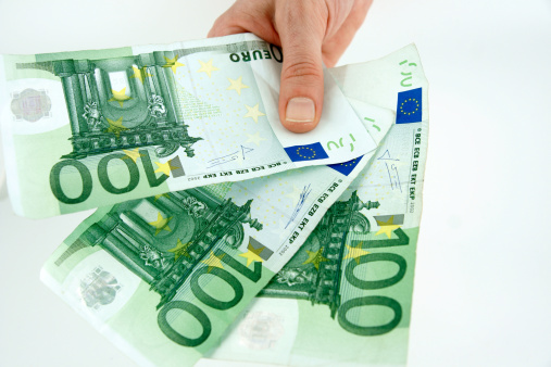 Shtimja do t’i subvencionojë nënat lehona: 500 euro për binjakë e 1000 për trenjakë