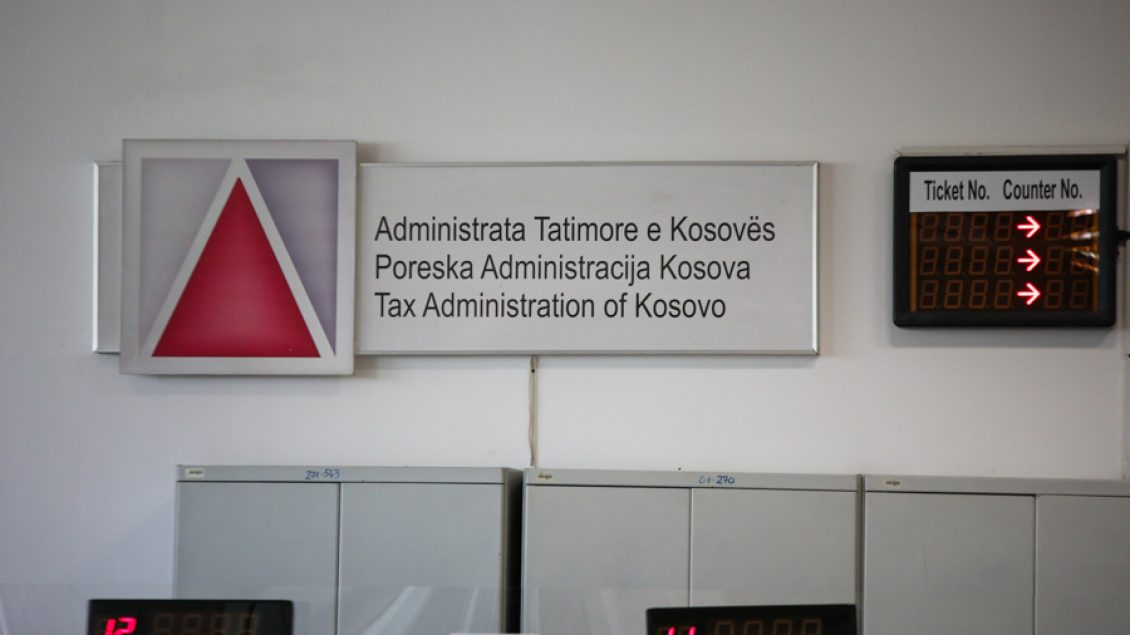 Emrat/Këta janë zyrtarët e ATK-së që u arrestuan për “mashtrim në detyrë”