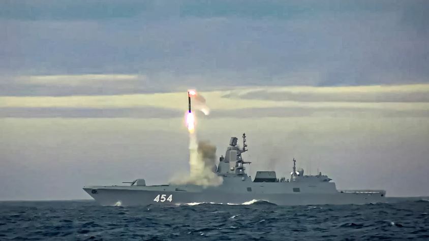Rusia në Ukrainë për herë të parë përdori raketën hipersonike Zircon