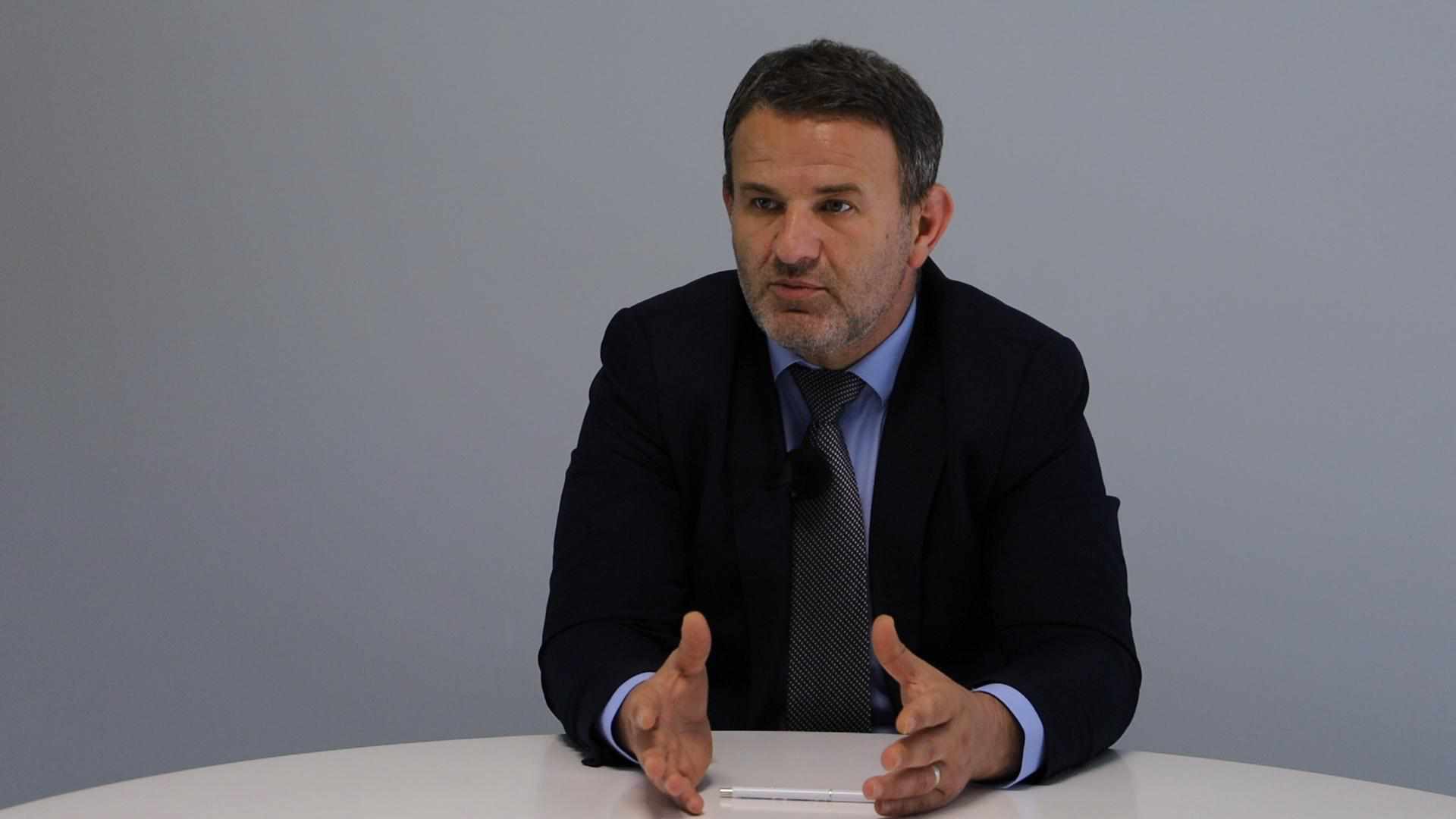 Pasiguri qeveritare apo lojë taktike e kryeministrit Kurti ftesa për takim ndaj partive opozitare