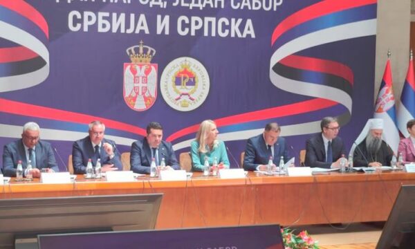 Ish-diplomati ukrainas: Deklaratat që u përdorën në “Asamblesë Gjithëserbe”, kanë për qëllim dobësimin e përpjekjeve për normalizim të marrëdhënieve Kosovë-Serbi