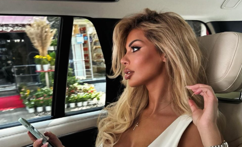 Luana Vjollca shfaqet e veshur me fustan të bardhë