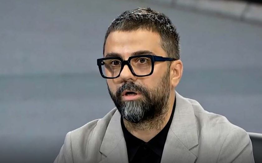 Behrami: Nga Albin Kurti e deri te militanti i fundit i VV-së, indirekt paguheni prej Devollit