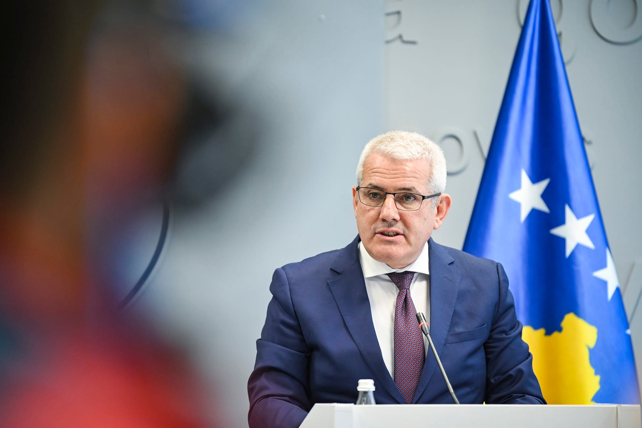 Sveçla për incidentin me maturantët në veri: Propagandë serbe, asgjë e re nga ta