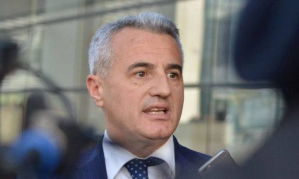 Koci: Disa policë të Kosovës përmenden si dëshmitarë nga Serbia në rastin e Arbnor Spahiut