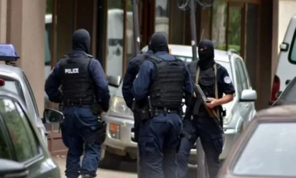 Goditet rrjeti i mashtruesve që përmes “Call Center” në Kosovë ua vodhën gjermanëve 650 mijë euro